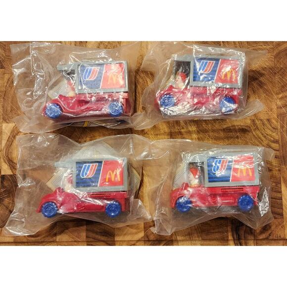 Lot Of 4 McDonald`s United Airlines Ronald In Truck Vintage Toys Friendly Skies - Picture 1 of 8